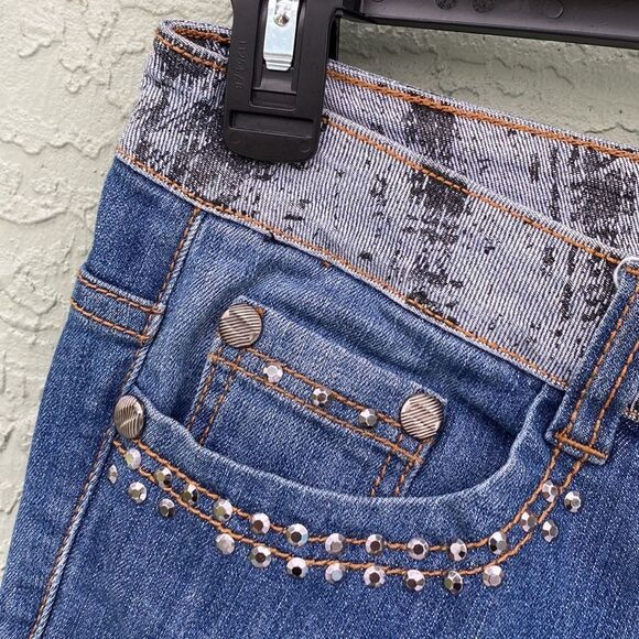 V Christina Jeans Sz 8 With Studs - Picture 4 of 10